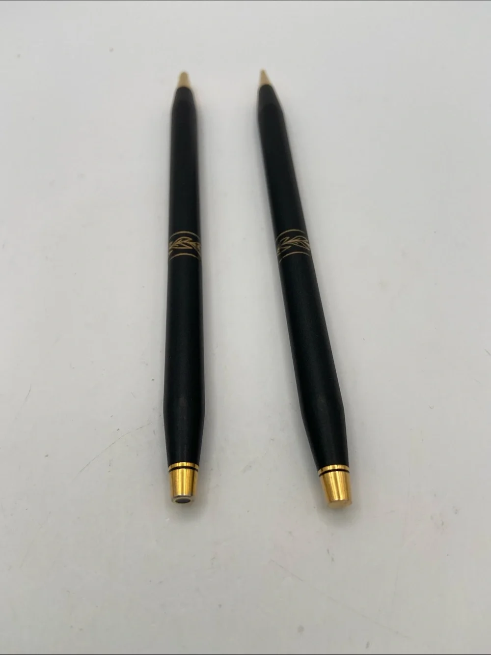 A.T. Cross Company 23k lead